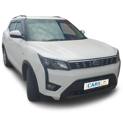 Mahindra XUV300-img